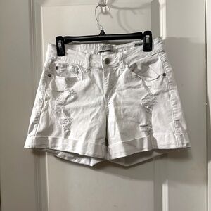 Judy Blue white jean shorts
